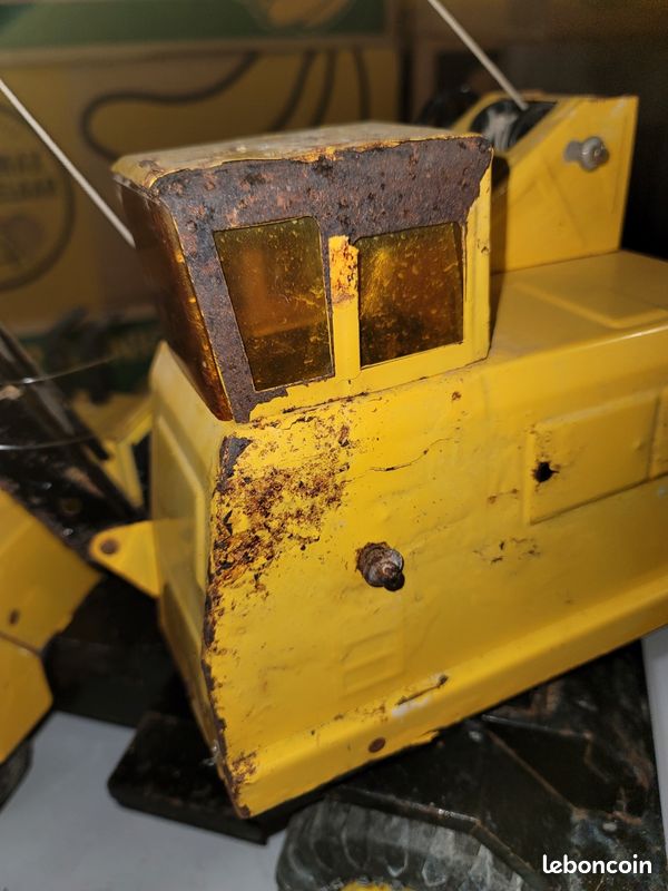 Camion grue à godets Tonka n°31 modèle rare à restaurer... (image 3)