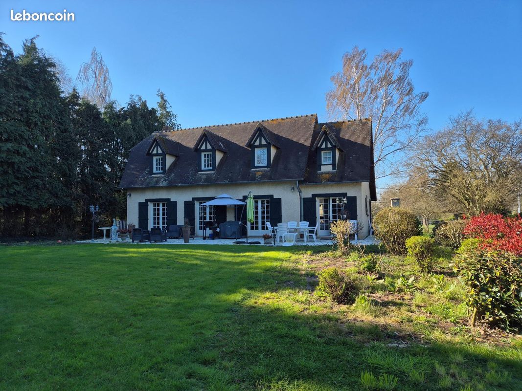 Maison 5 pièces 135 m² · à Grand Bourgtheroulde · 135 m² · 253 000 €