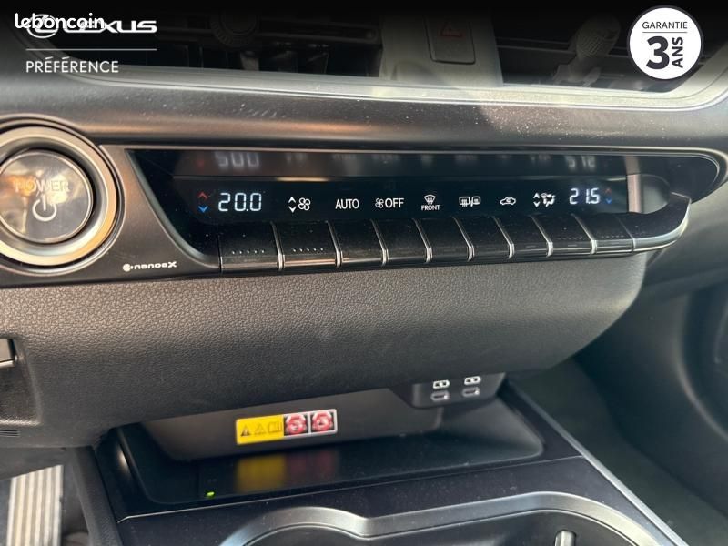 Lexus UX 250h Luxe 2WD (image 22)