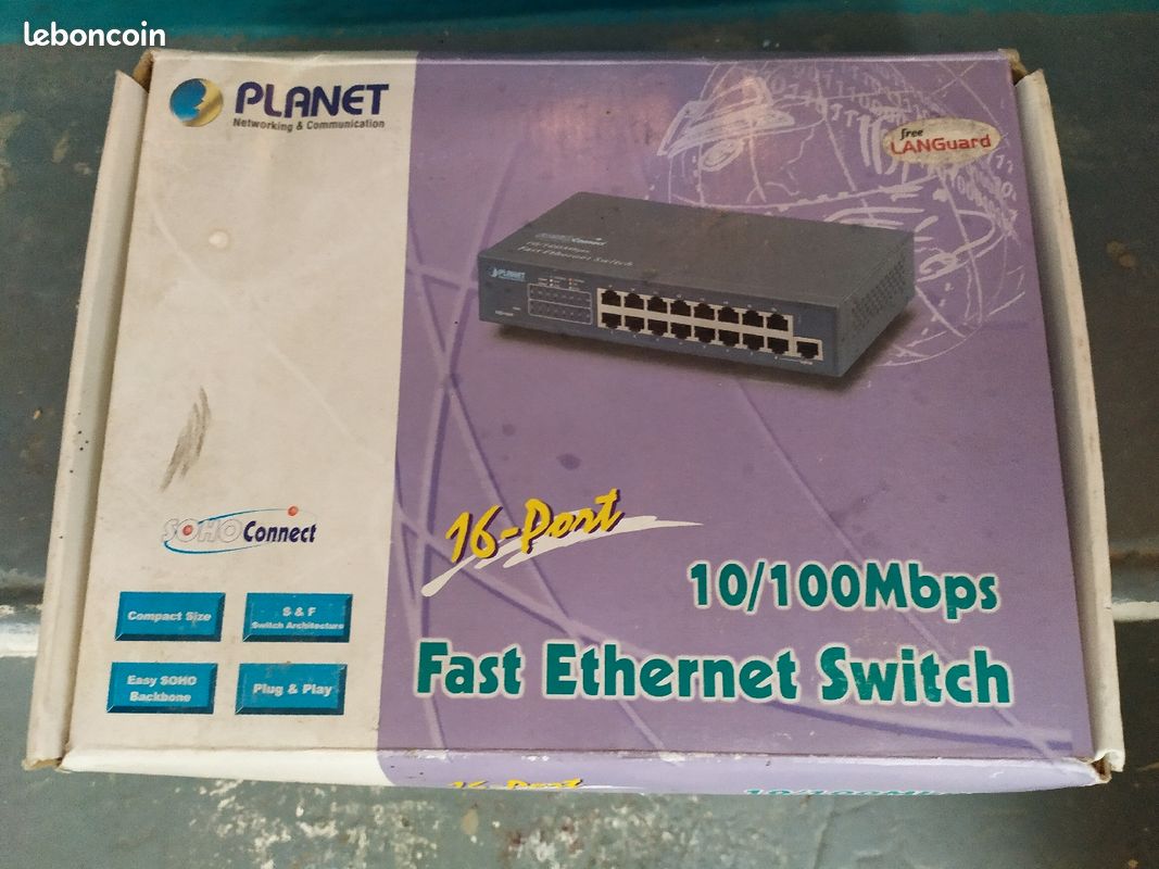 Switch 10/100 16 ports Planet (image 3)