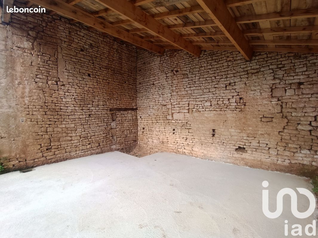 Propriété 2 pièces 36 m² - Échiré 79410 (image principale 6)