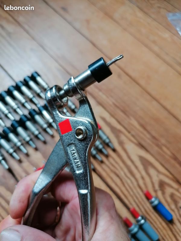 Clip De Toile En Alliage Réglable Professionnel Outil De Retrait D'agrafes, Ensemble D'outils De Cadre De Peinture à L'huile Avec Poignée De Retour Clip De Toile En Alliage Réglable Professionnel Outil De Retrait D'agrafes, Ensemble D'outils De Cadre De Peinture à L'huile Avec Poignée De Retour