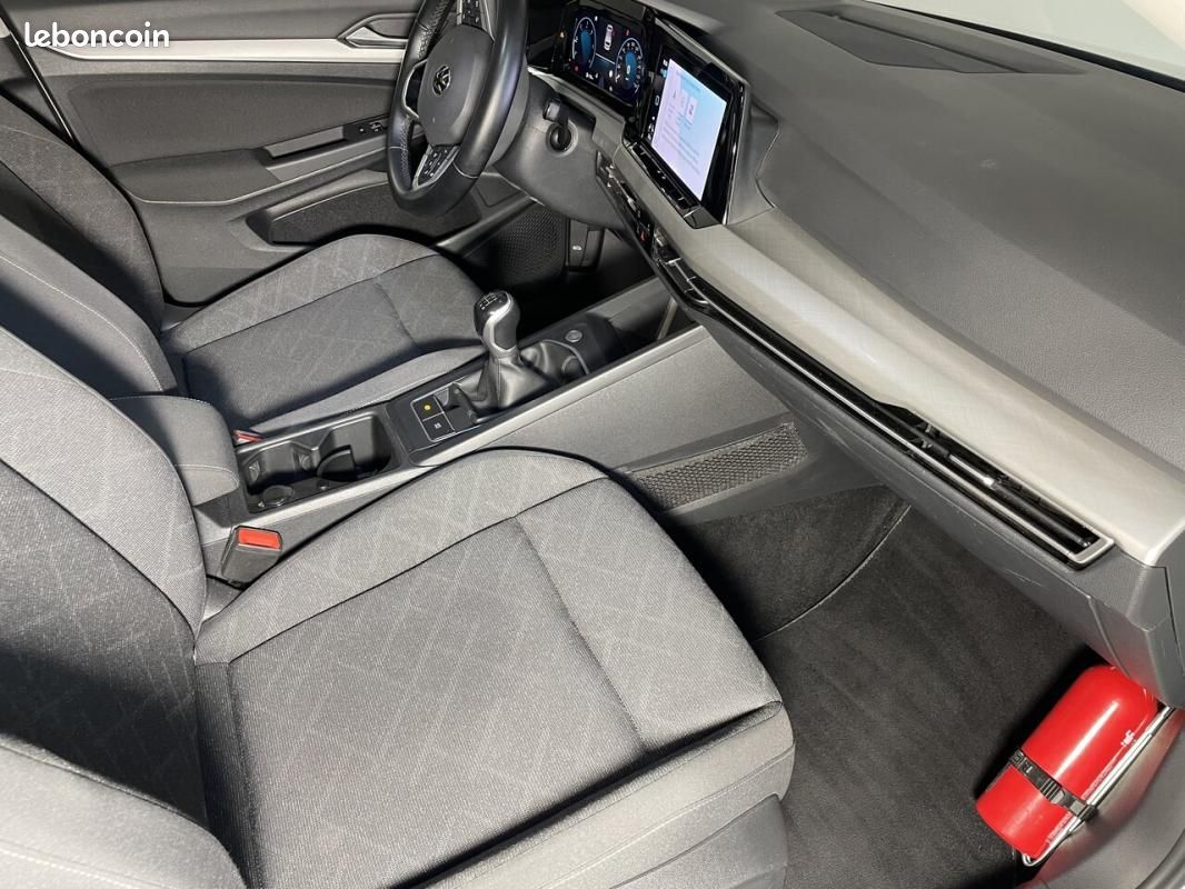 Volkswagen Golf VIII 2.0 TDI 115 LIFE GPS CARPLAY VIRTUAL COCKPIT (image 10)
