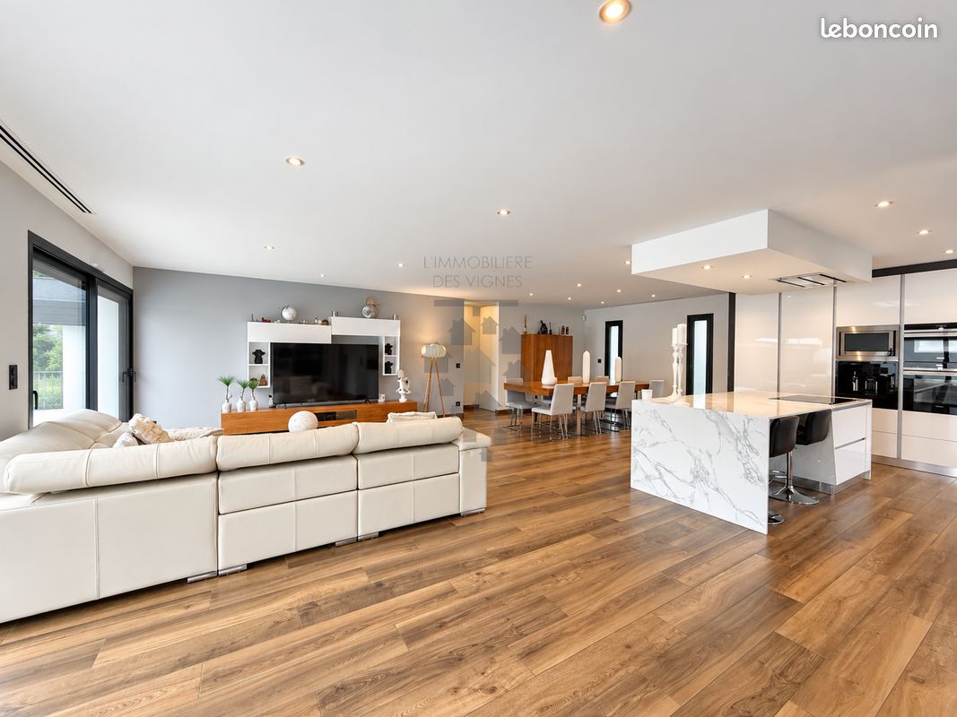 Maison 6 pièces 195 m² · à Villenave-d'Ornon · 195 m² · 780 000 €