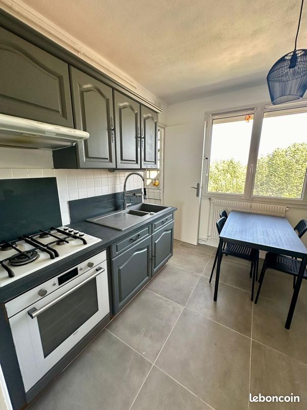 Appartement 4 pièces 65 m² · à Bron · 65 m² · 1 190 €