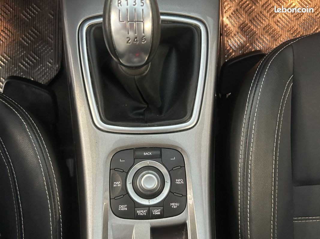 RENAULT LAGUNA 1.5 dCi 110 FAP eco2 Expression Champion (image 23)
