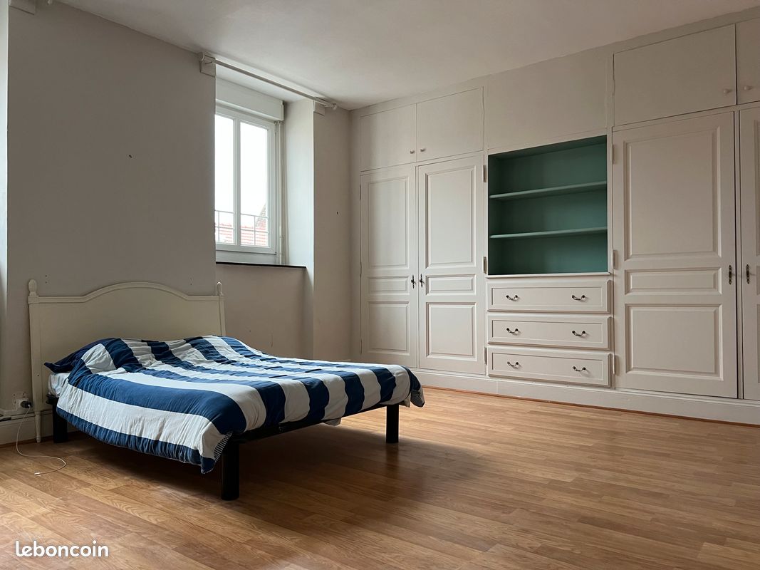 Appartement 1 pièce 25 m² · à Cambrai · 25 m² · 400 €