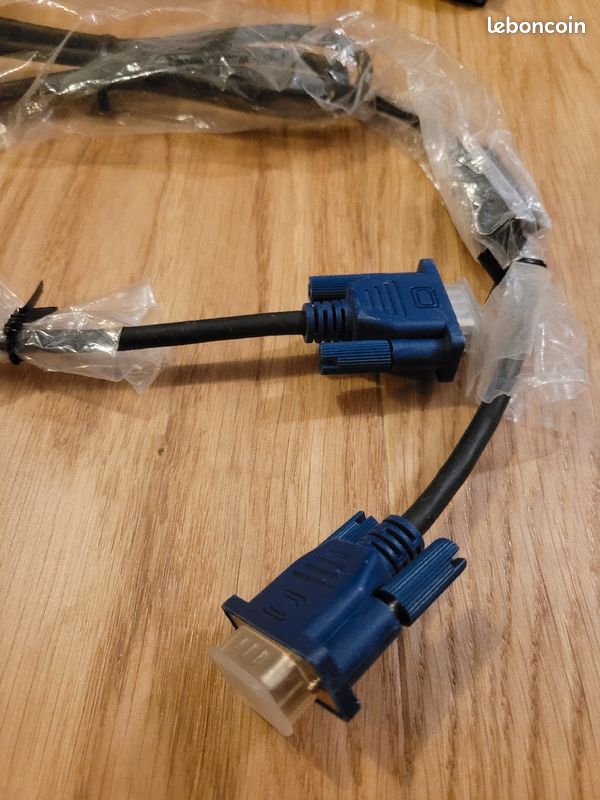 2 câbles vga (image 2)