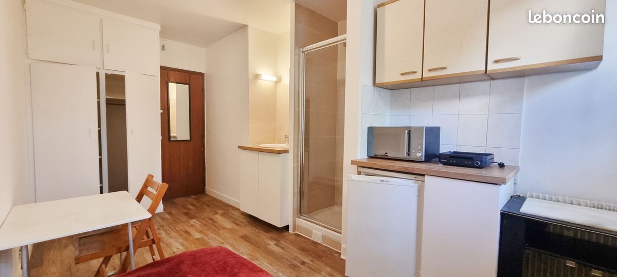 Appartement 1 pièce 11 m² · à Saint-Cloud · 11 m² · 550 €/mois