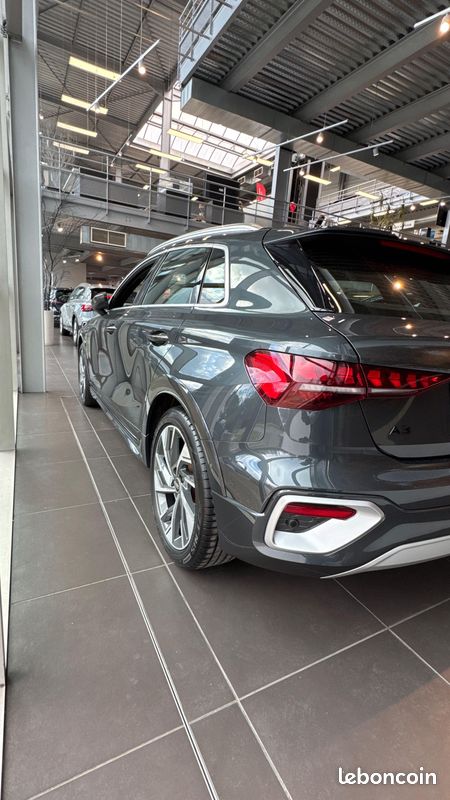 AUDI A3 Allstreet 40 TFSI e Hybride rechargeable 204 S tronic 6 Avus (image 4)