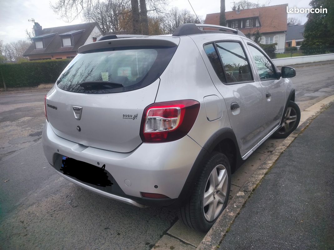 Sandero stepway 0,9 TCE 90 CV phase 2 année 2016 GPS CLIM REGULATEUR 50000 KM (image 2)