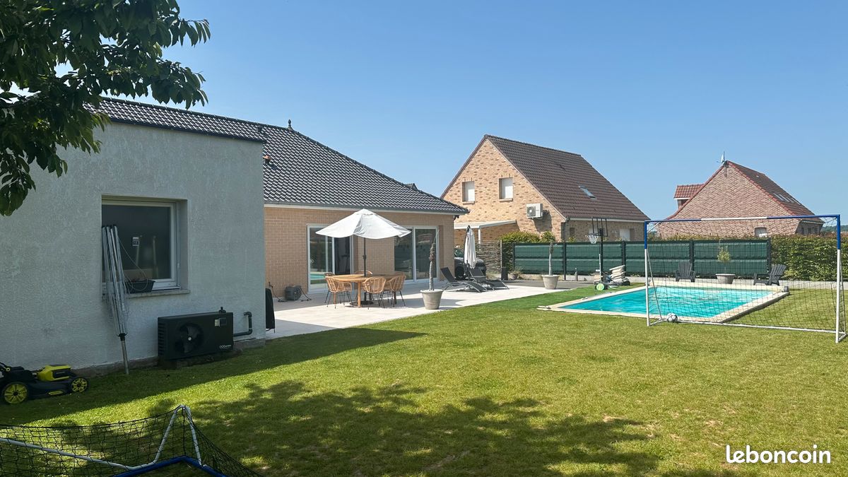 Maison 5 pièces 142 m² · à Auberchicourt · 142 m² · 360 000 €