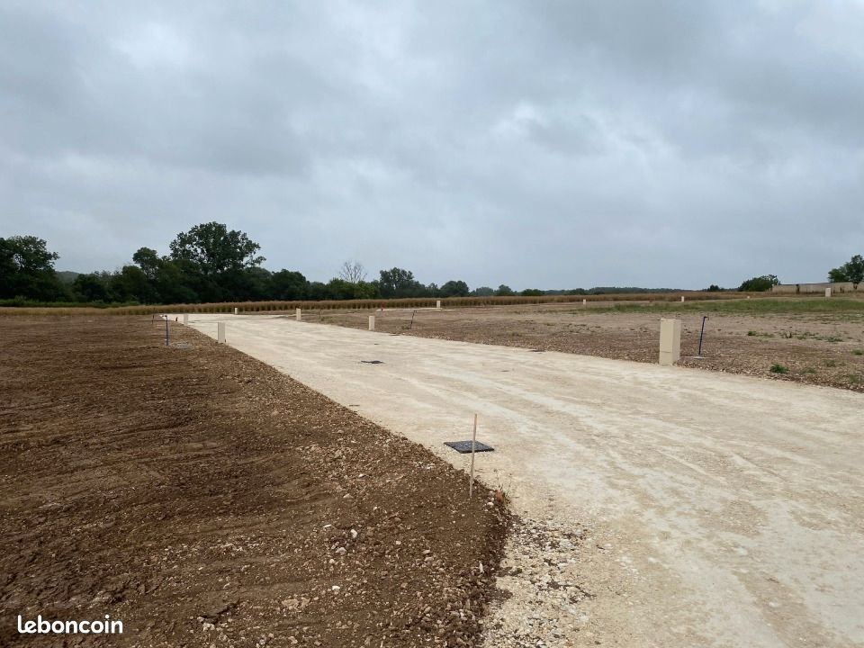 Terrain 465 m² Tonnay Boutonne · à Tonnay-Boutonne · 32 550 €