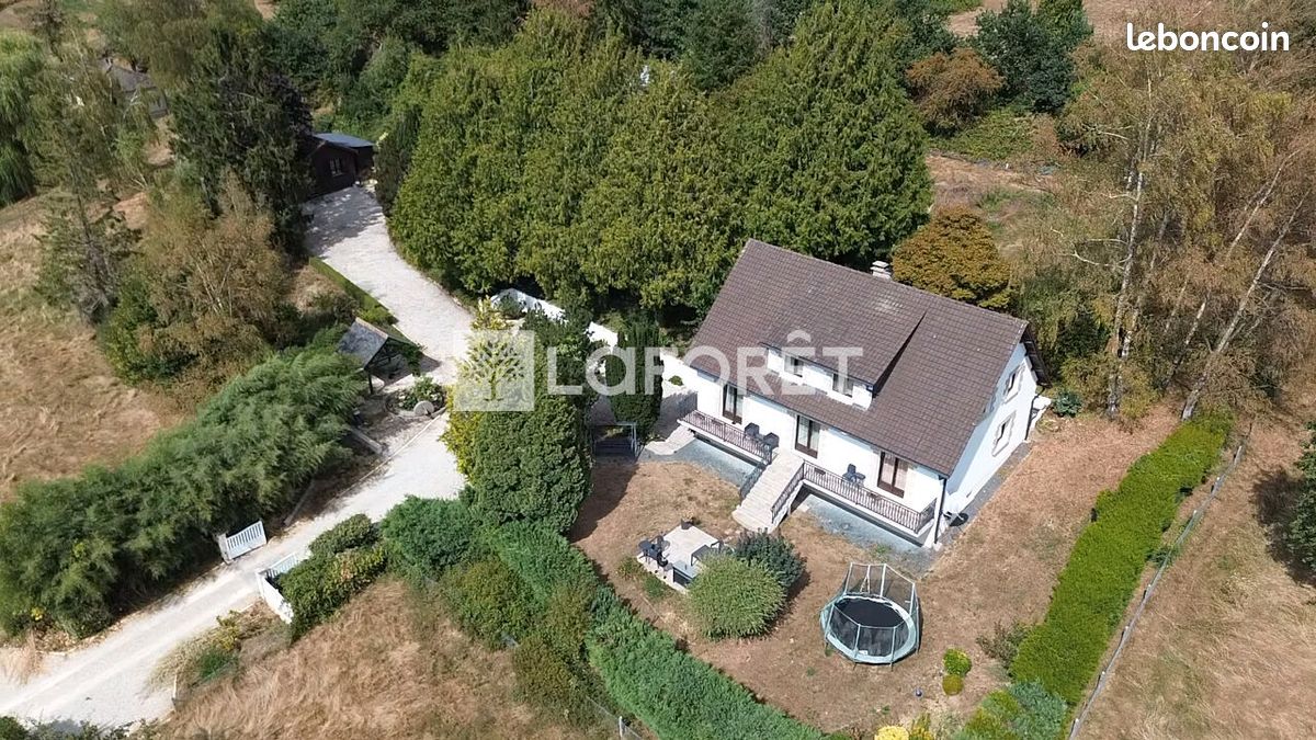 Maison 7 pièces 170 m² · à Domfront en Poiraie · 170 m² · 255 600 €