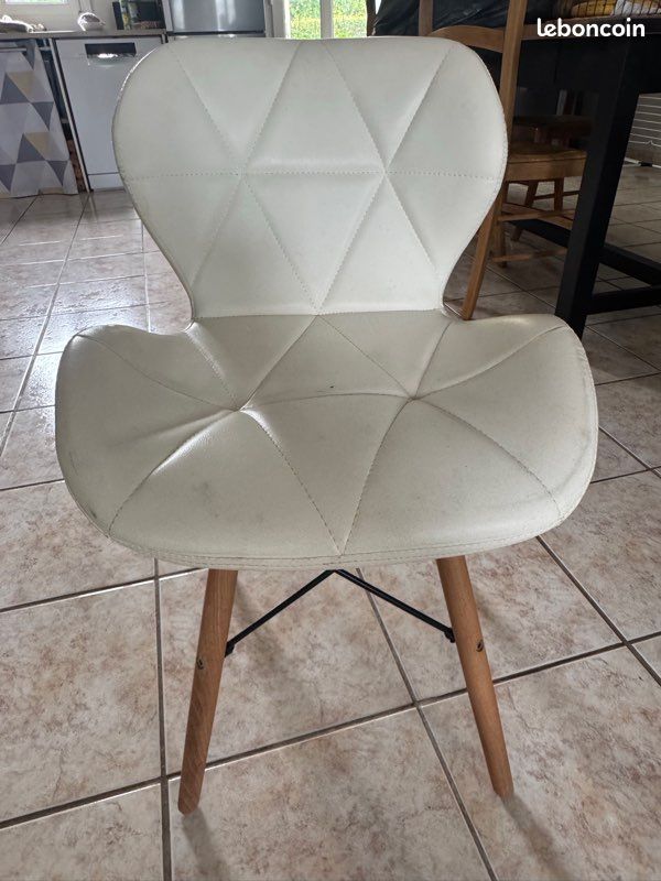 Chaises (image 1)