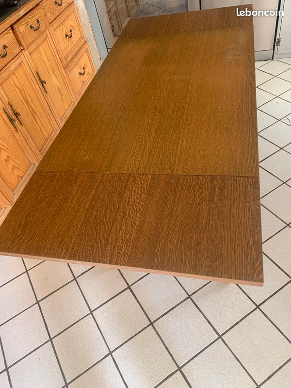 Table en chêne (image 2)