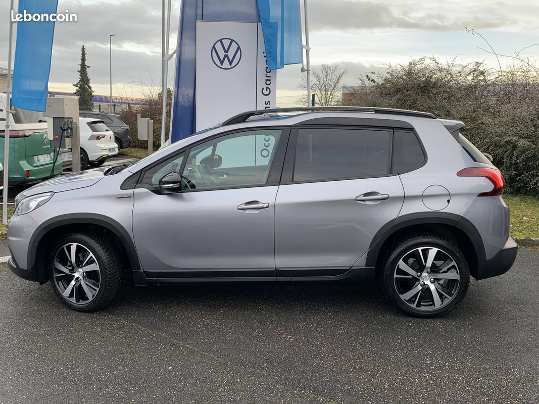 PEUGEOT 2008 1.2 PureTech 110ch S&S EAT6 GT Line (image 2)