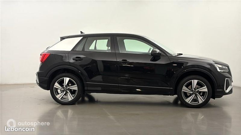 Audi Q2 35 TFSI 150ch S line S tronic 7 (image 4)