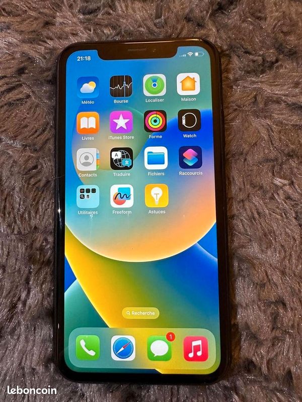 IPhone XR 128go noir (image 1)
