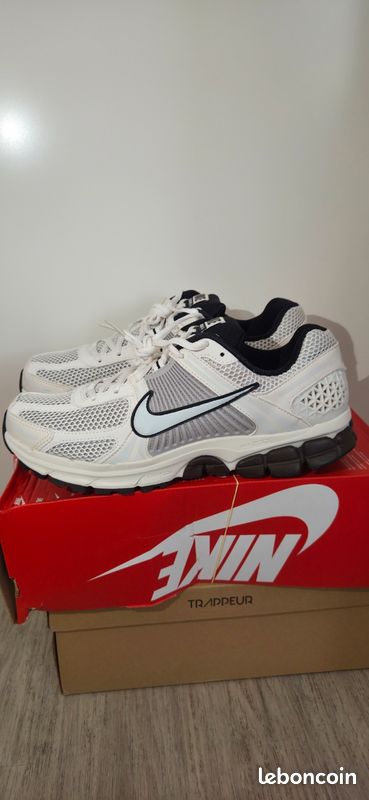 Nike zoom VOMERO 5 crème (image 2)