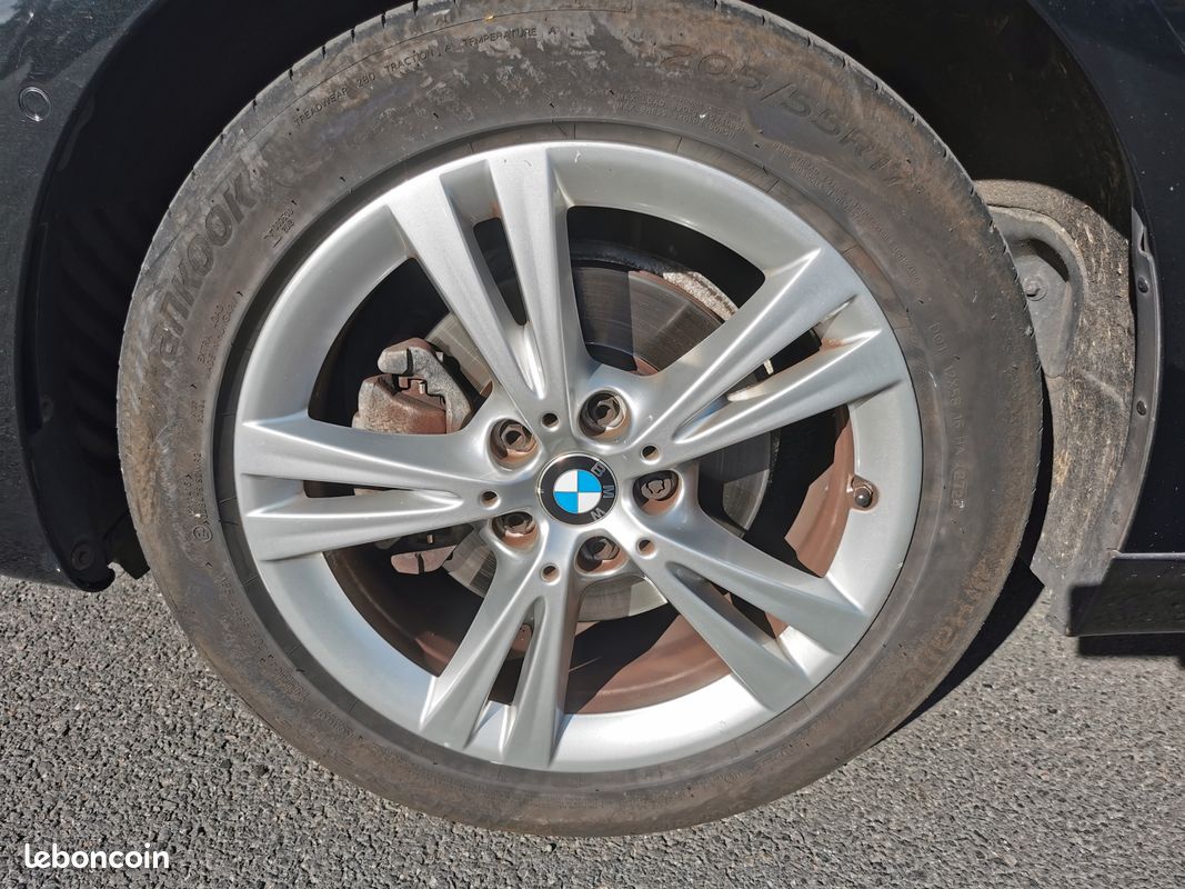 BMW Série 2 Active Tourer 216DA Luxury (image 9)