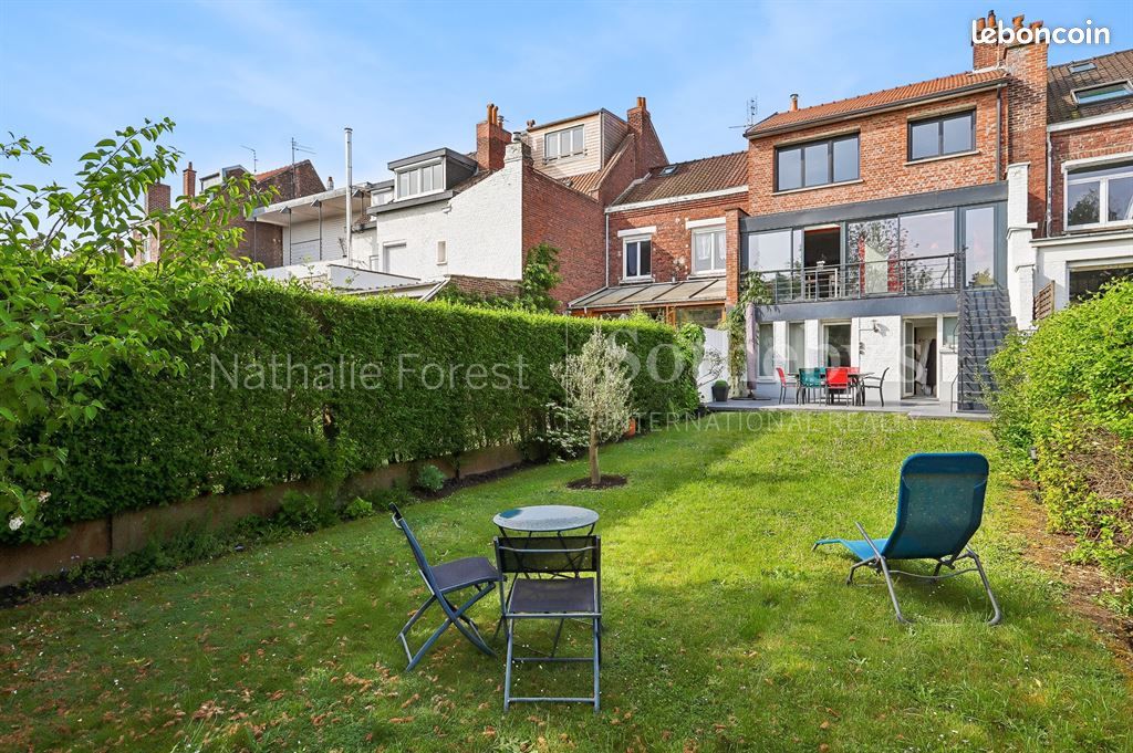 Maison 6 pièces 142 m² · à Marcq-en-Baroeul · 142 m² · 675 000 €