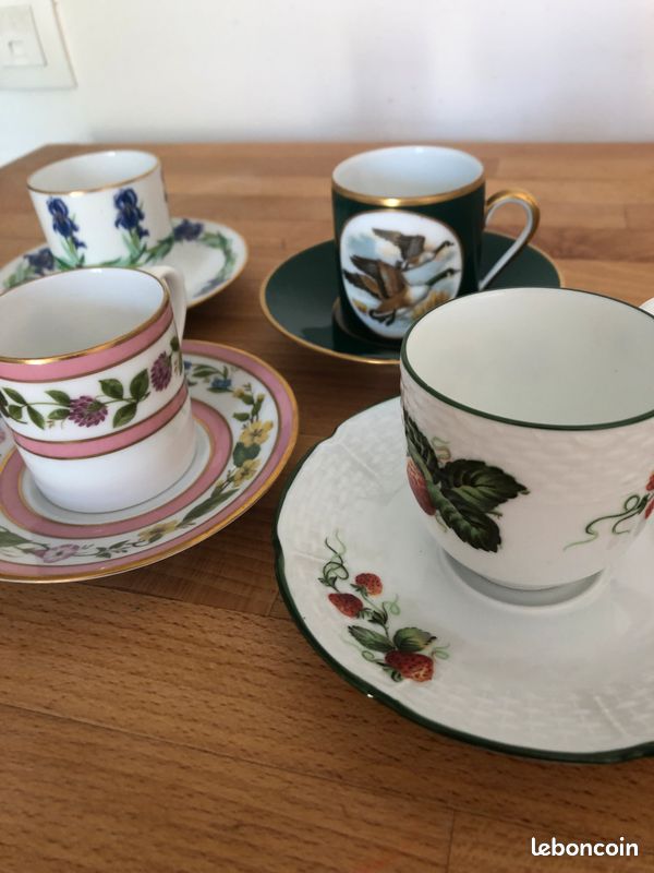 Service à café en porcelaine de Limoges (image 3)