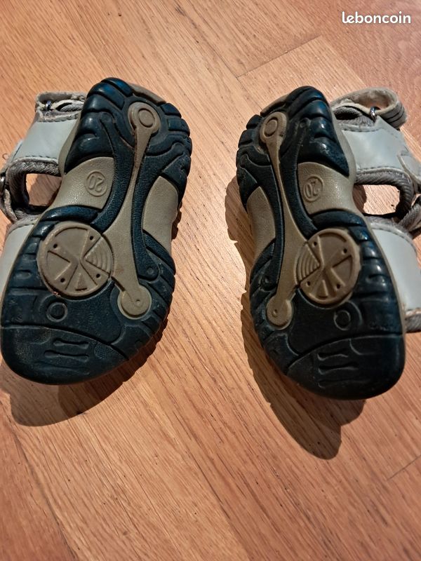 Chaussures été taille 20 (image 3)