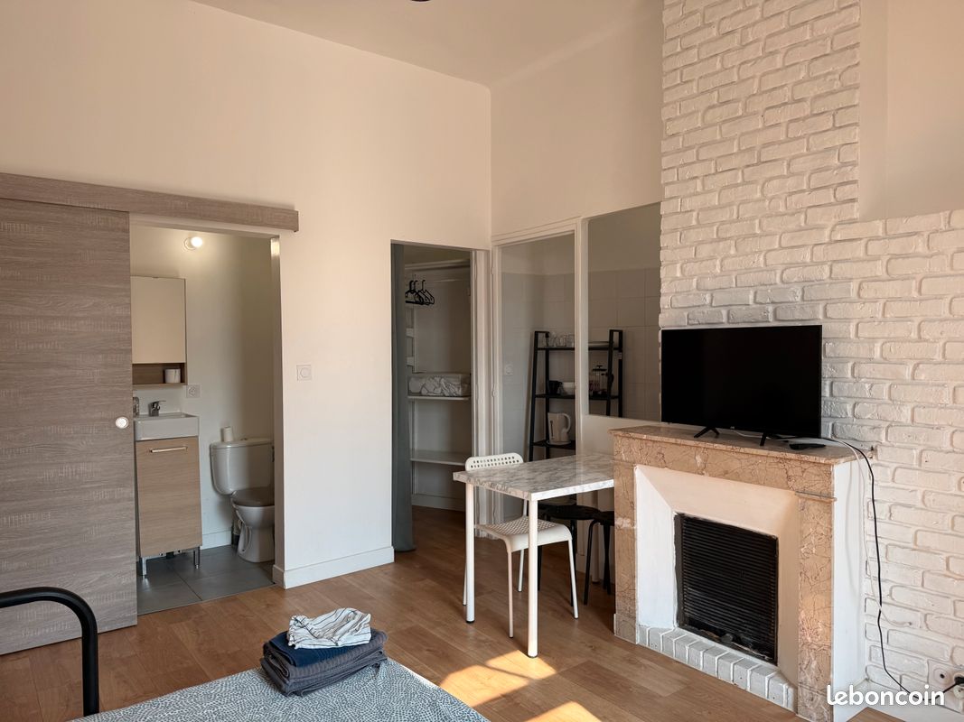 Appartement 1 pièce 21 m² · à Nîmes · 21 m² · 595 €/mois