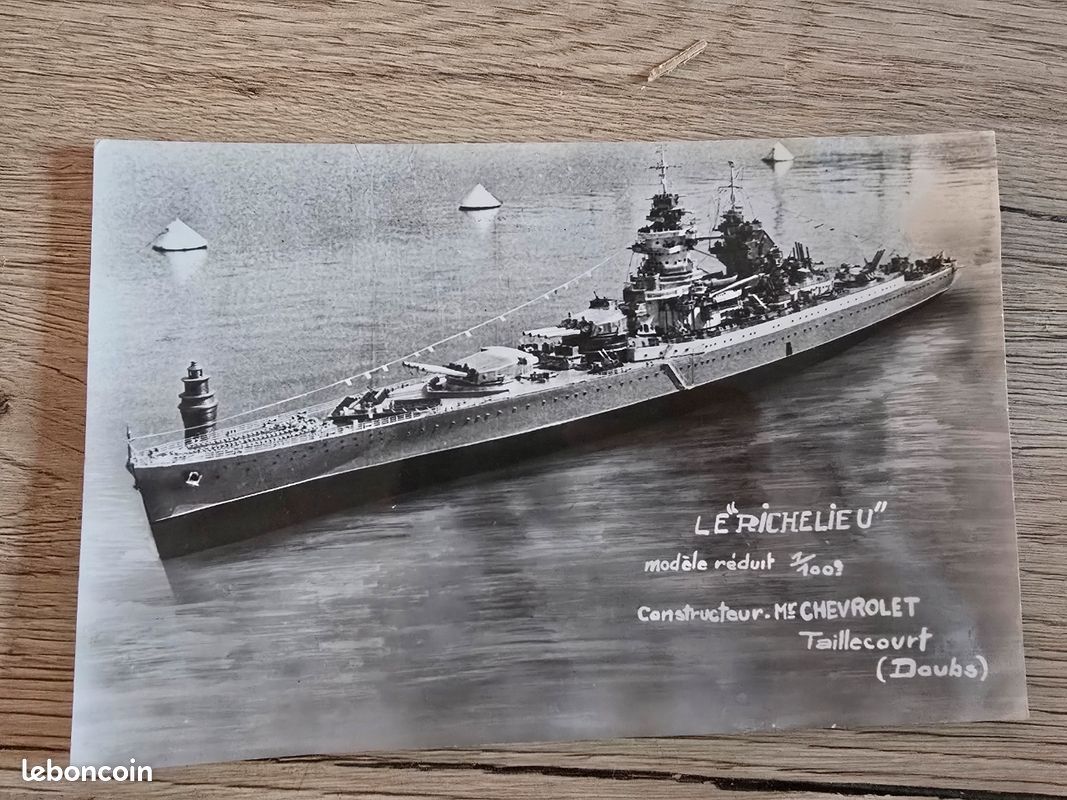 Photographie ancienne maquette bateau Richelieu Taillecourt Doubs (image 1)