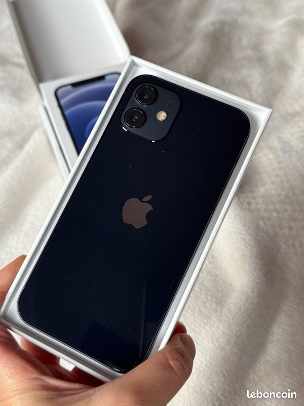 Iphone 12 noir 128 gb (image 3)