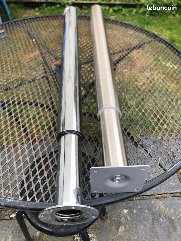 Pieds de table réglables (image 1)