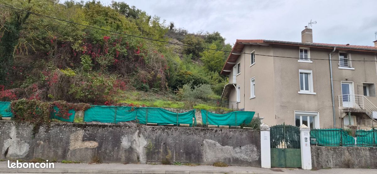 Maison 6 pièces 127 m² · à Pont-Évêque · 127 m² · 195 000 €