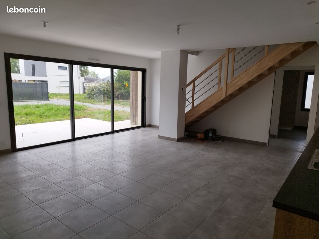 Maison 5 pièces 125 m² · à L'Hermitage · 125 m² · 1 295 €/mois