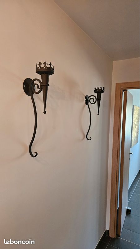 Paire de torches murales / appliques en fer forgé style médiéval – 50 cm (image 4)