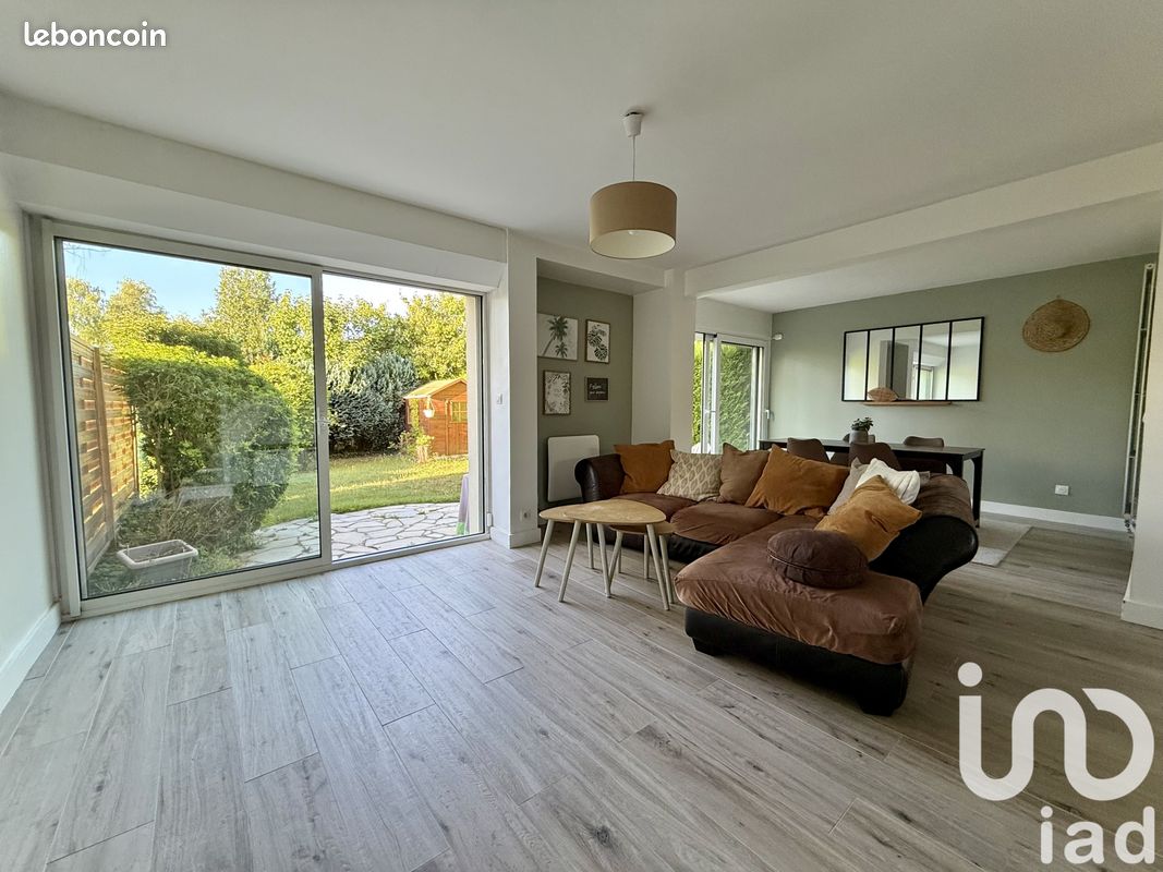 Maison a louer montigny-le-bretonneux - 5 pièce(s) - 98 m2 - Surfyn