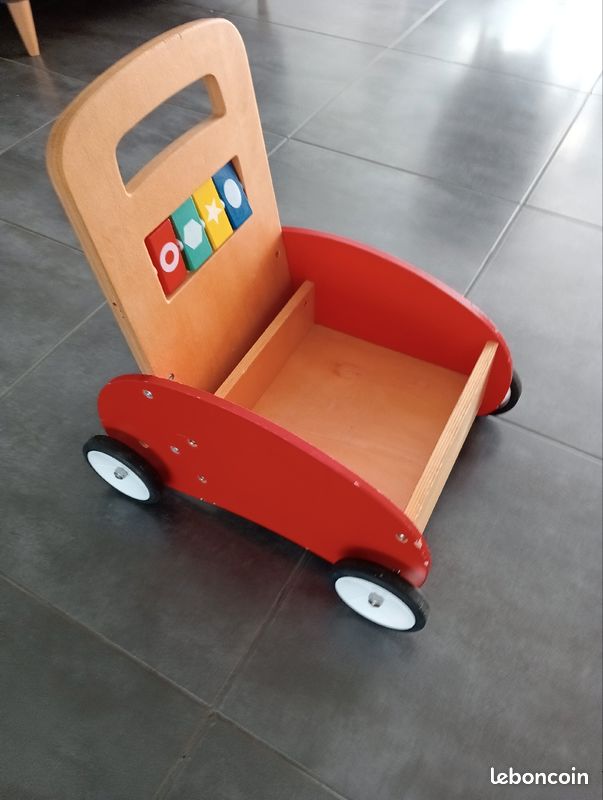 Chariot en bois bébé (image 1)