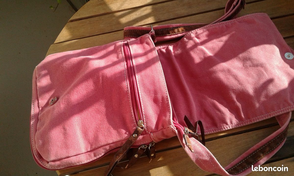 Sac a bandoulière UKFS (image 3)