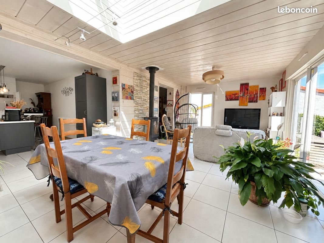 Maison 5 pièces 127 m² · à Poitiers · 127 m² · 253 500 €