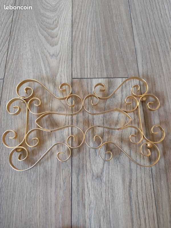 Dessous plat grand métal doré ajouré vintage 32,5x19 cm - Arts de la table