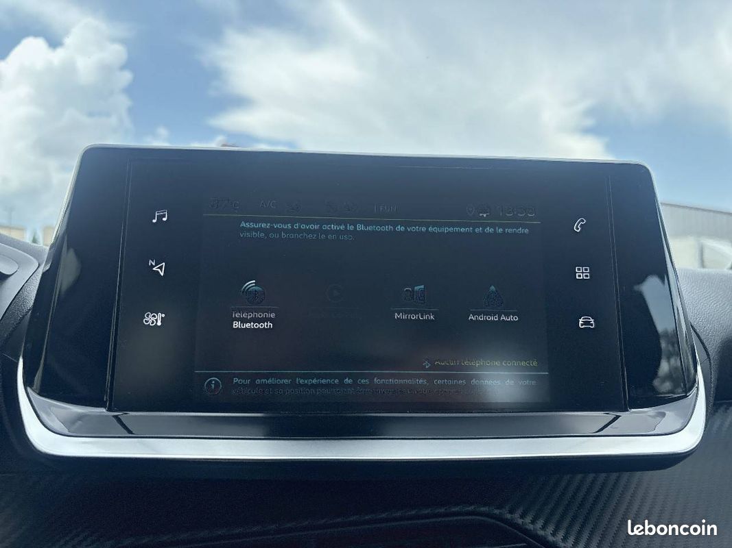 PEUGEOT 208 Electrique 50 kWh 136ch Allure (image 14)