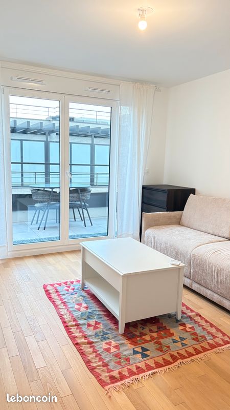 Appartement 1 pièce 27 m² · à Suresnes · 27 m² · 1 150 €/mois