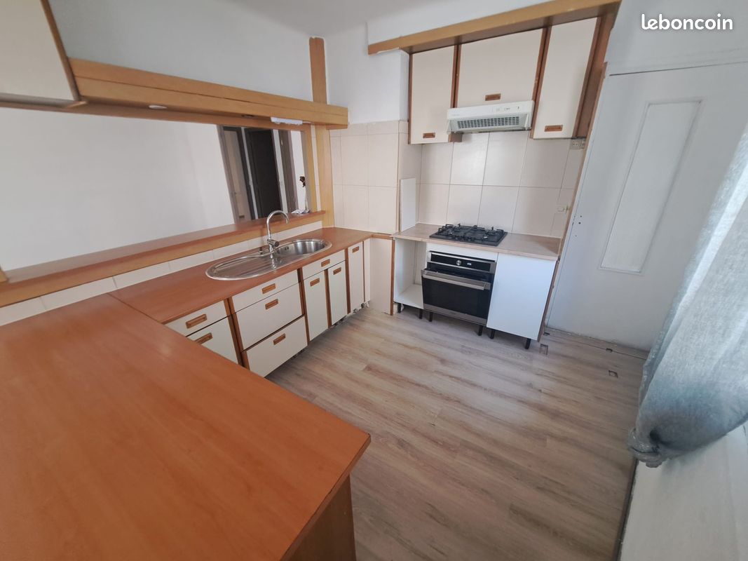 Appartement 3 pièces 75 m² · à Béziers · 74,6 m² · 720 €