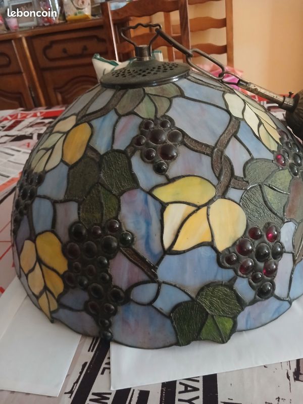 Lustre (image 1)