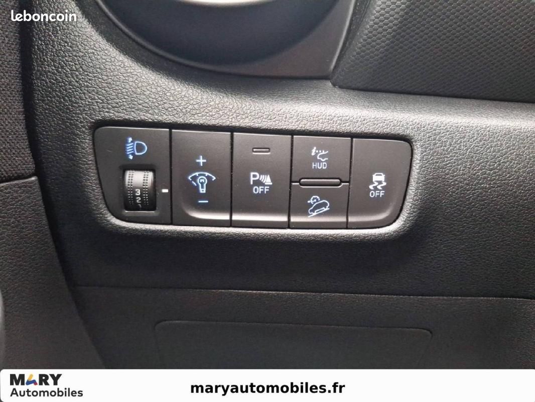 Hyundai Kona 1.0 T-GDi 120 Hybrid 48V Creative (image 18)