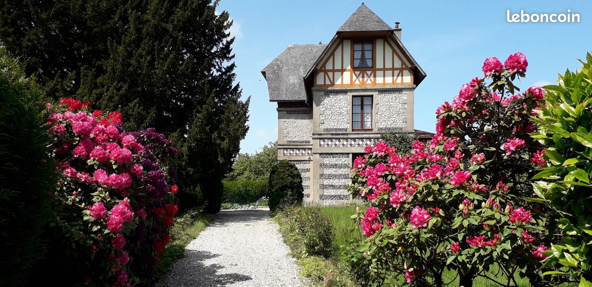 Maison 9 pièces 186 m² · à Épouville · 186 m² · 365 000 €