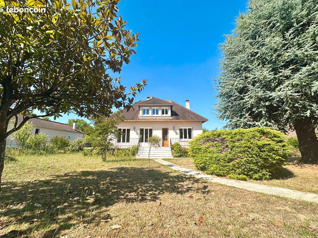 Maison 6 pièces 185 m² · à Nemours · 185 m² · 323 000 €