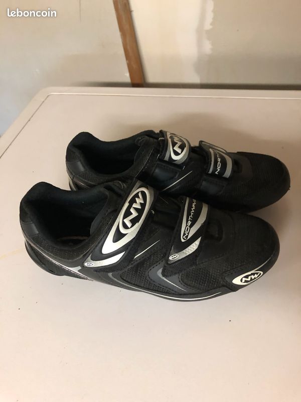 Chaussure de vélo (image 2)