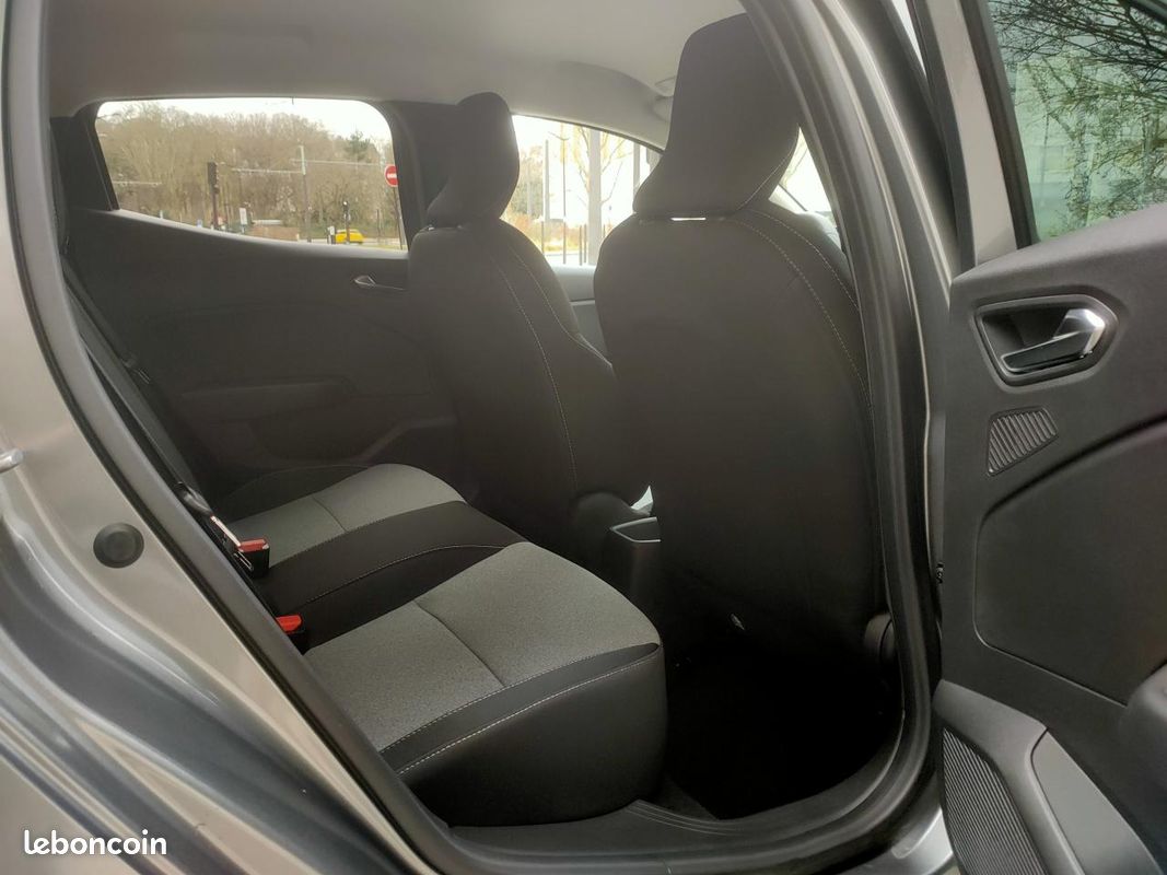 RENAULT CLIO 1.0 Tce - 90 V BERLINE EVOLUTION BV AUTOMATIQUE (image 8)