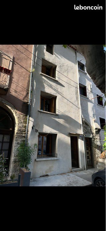 Maison 5 pièces 90 m² · à Pont-Saint-Esprit · 90 m² · 70 000 €
